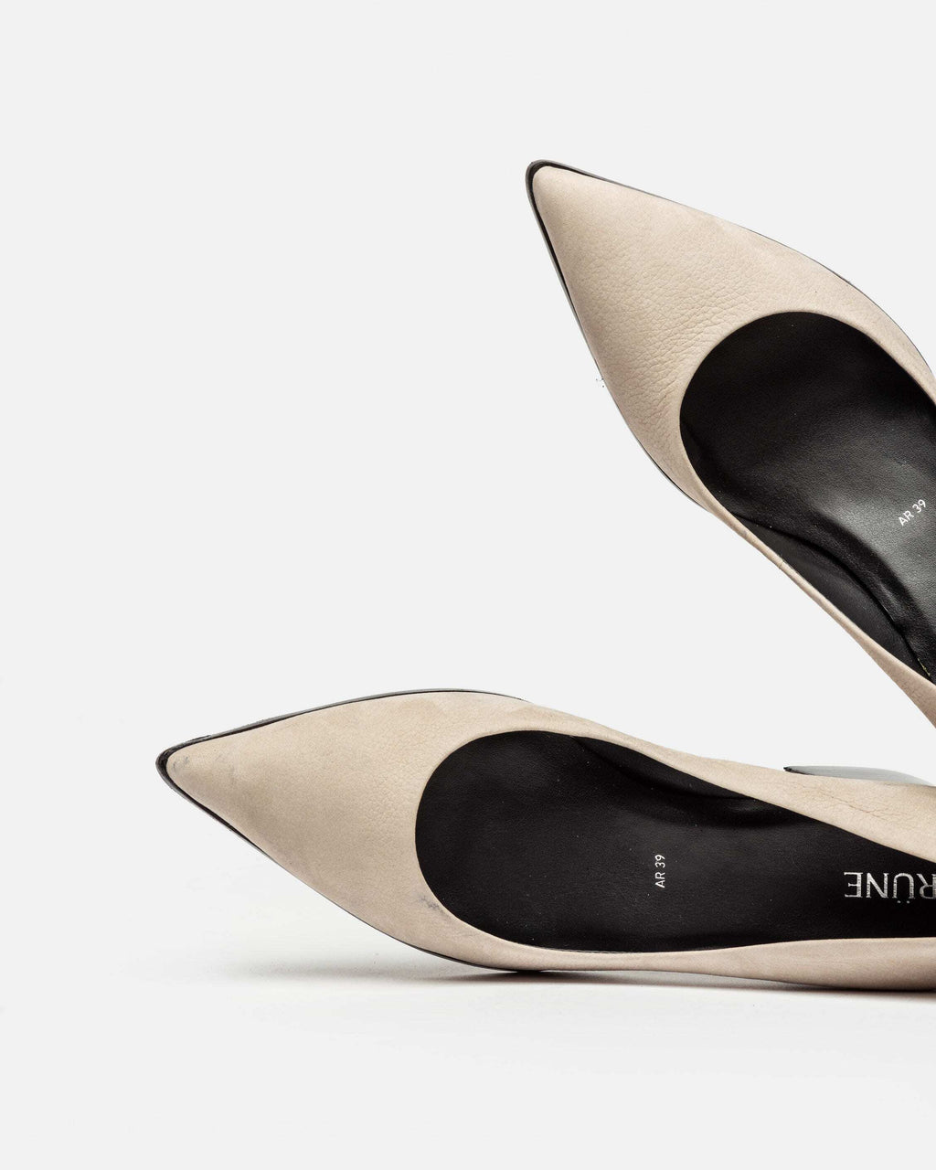STILETTO EVA EN CUERO NOBUK