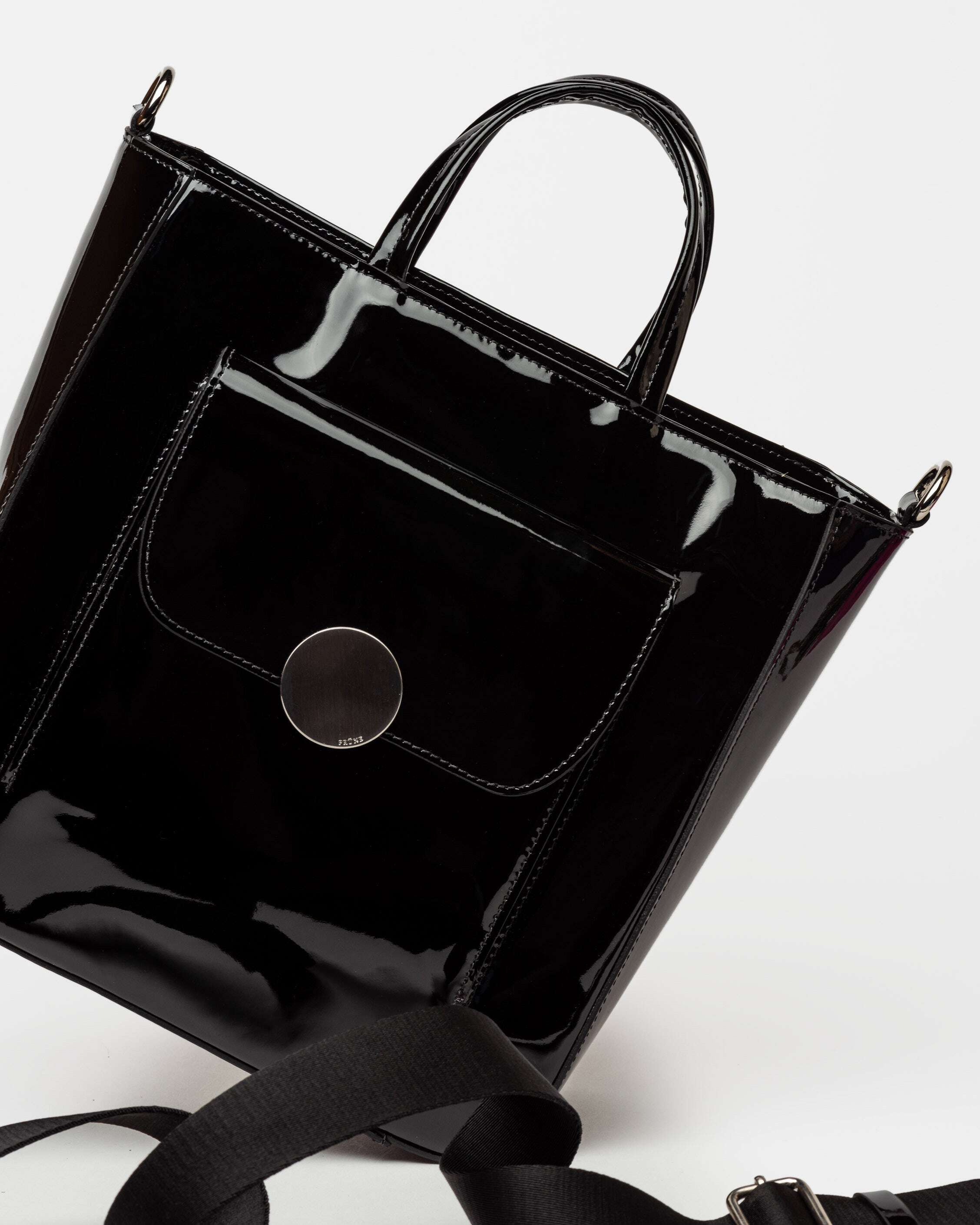 SHOPPER THE CIRCLE EN CUERO CHAROL