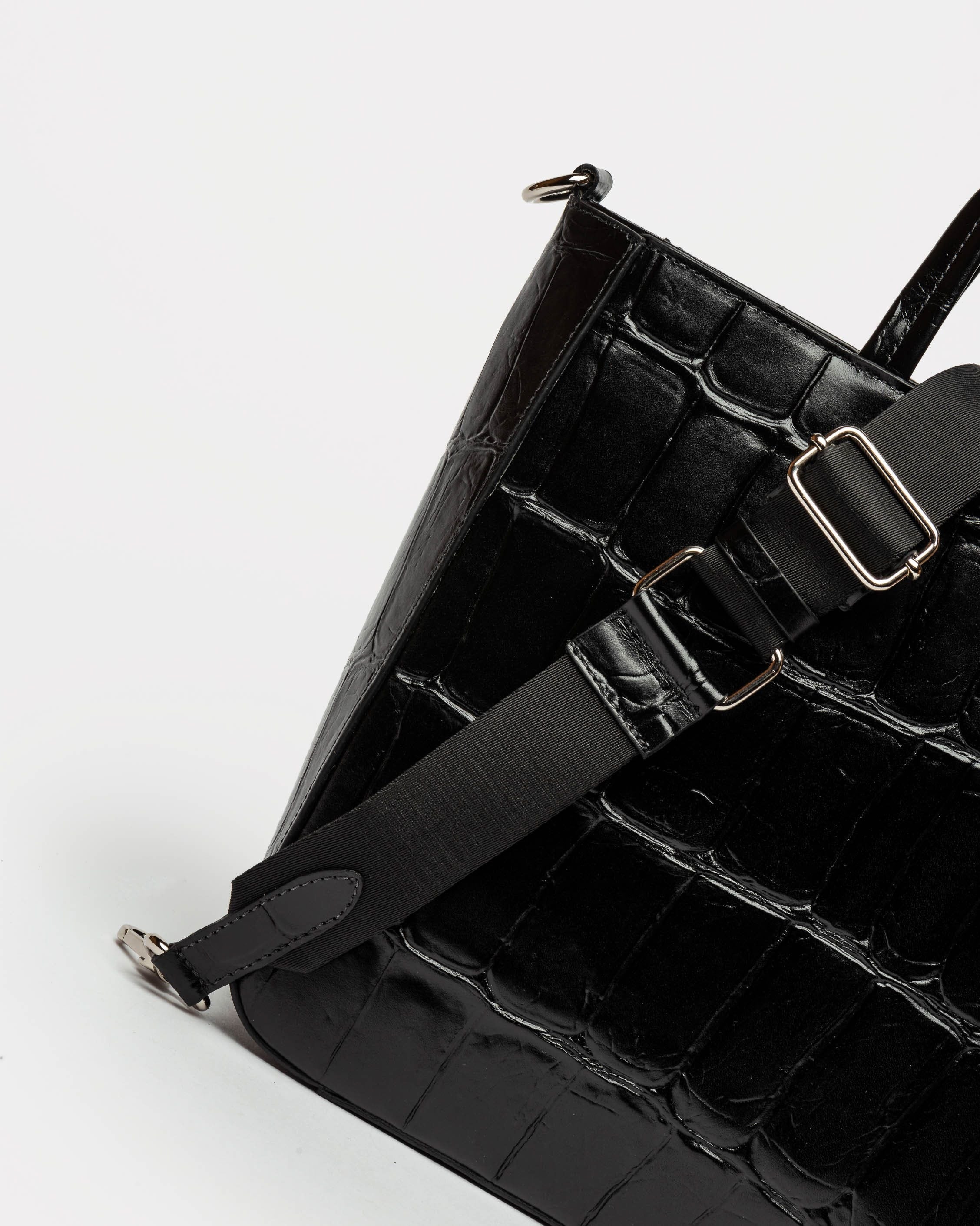 SHOPPER THE CIRCLE EN CUERO GRABADO BIG CROCO