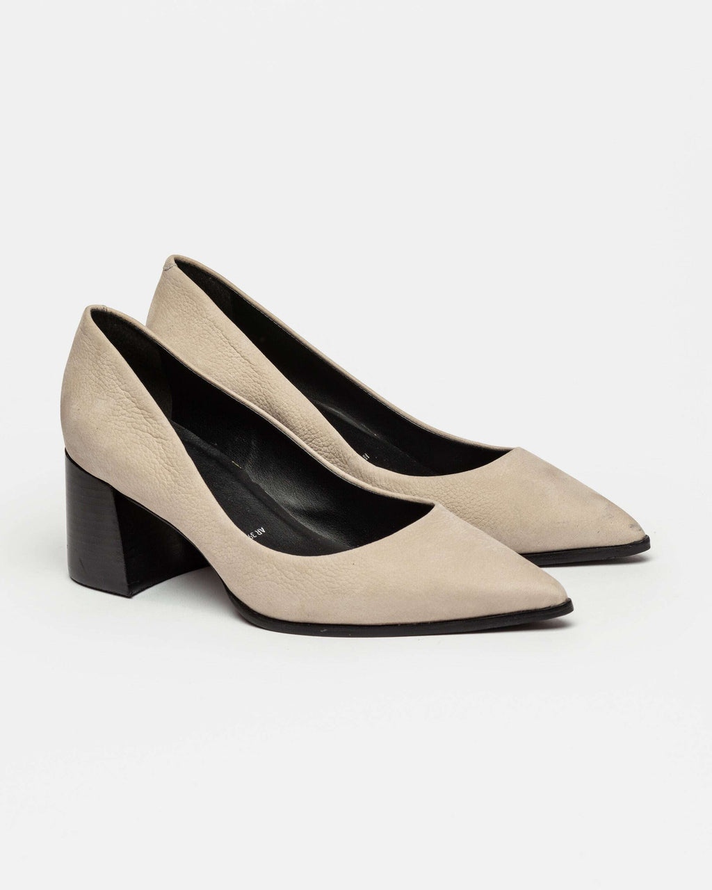 STILETTO EVA EN CUERO NOBUK